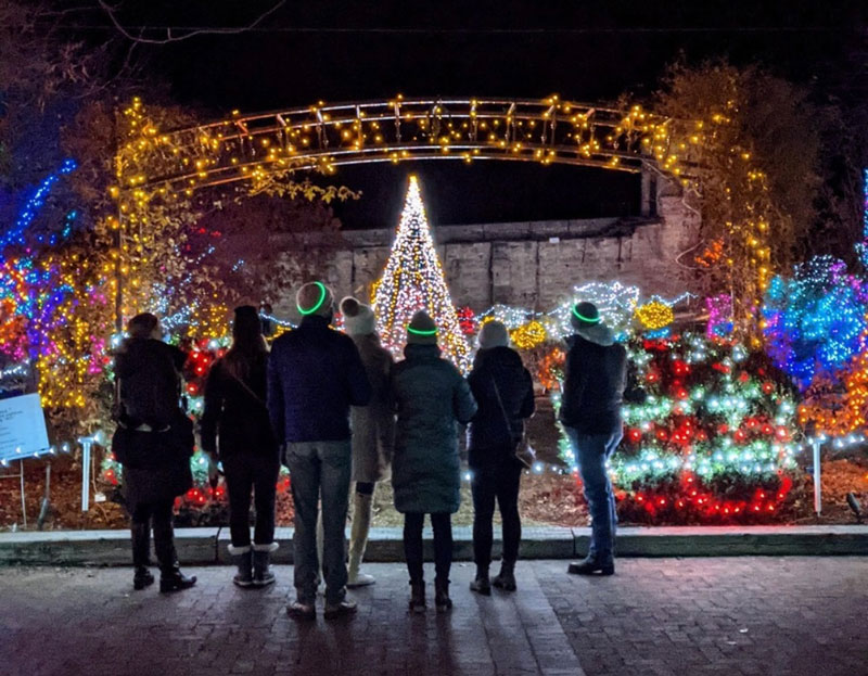 Your LastMinute Guide to Holiday Lights in Boise
