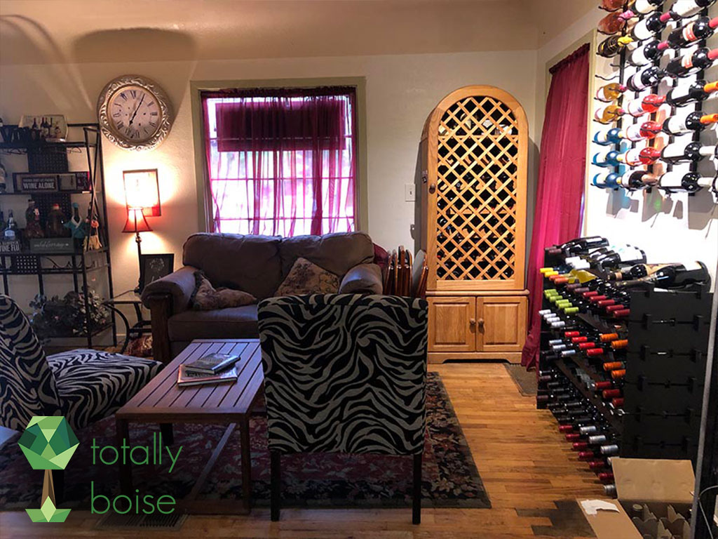 Divine Wine Cork & Fork front room
